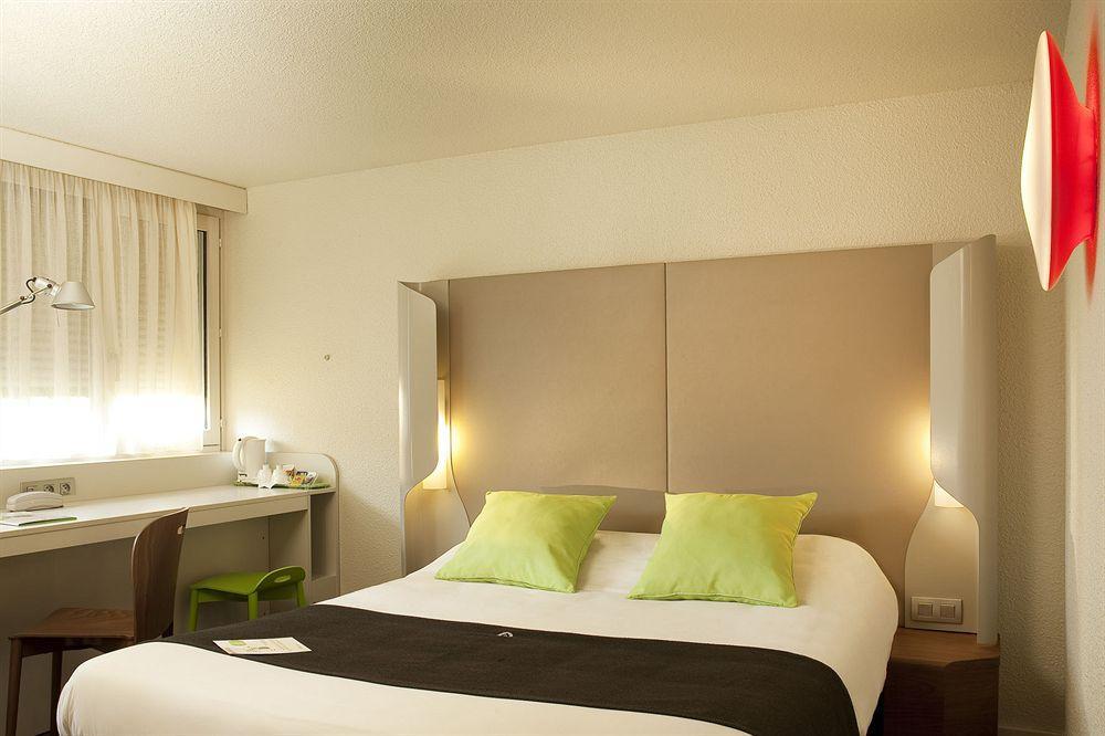 Campanile Hotel Auch Phòng bức ảnh