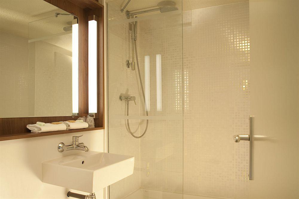 Campanile Hotel Auch Phòng bức ảnh