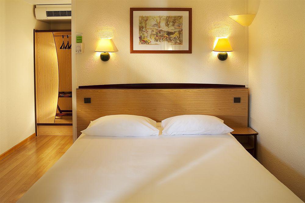 Campanile Hotel Auch Phòng bức ảnh
