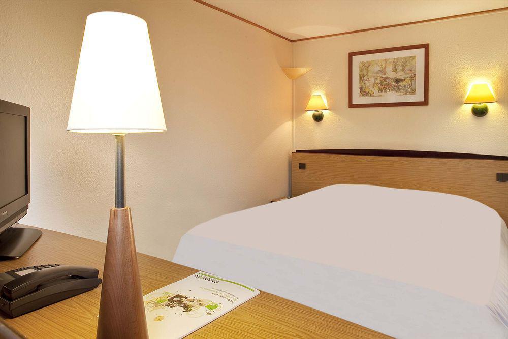 Campanile Hotel Auch Phòng bức ảnh